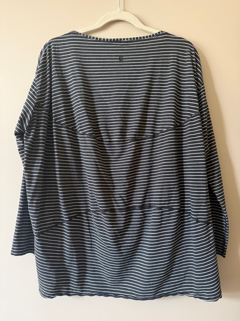 lululemon athletica back in action Long Sleeve Striped Tee in grey and White